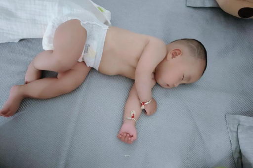 徐州宝宝发烧可以喝牛奶吗